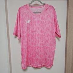 New Balance ピンク トレーニングシャツ