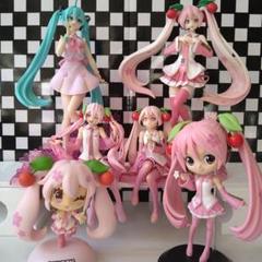 Amazon | Q posket-桜ミク- 通常カラー 単品 | フィギュア