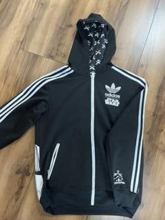 マ*ツ様 adidas アディダス　ジップアップパーカー　スターウォーズコラボ ディズニーフィギュア専門店 ディズニーコレクション