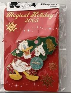 【美品•レア】 ディズニークリスマス ピンバッチ、缶バッジなど12点セット 美品•レア】 ディズニークリスマス ピンバッチ、缶バッジなど12