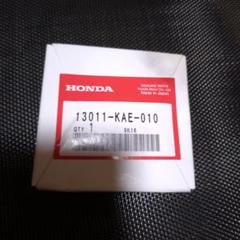 HONDA 13011-KAE-010 ピストンリング CRM250 Webike | HONDA純正部品 ホンダ純正部品 リングセット，ピストン