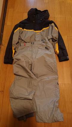 2025年最新】HELLY HANSEN スノーボード ウェア(男性用)の人気