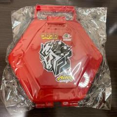【未開封】 メタルファイトベイブレード フェイス型爆転ケース 収納ケース