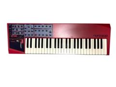 CLAVIA Nord Lead 2 通電・音出し確認済み 【ジャンク】