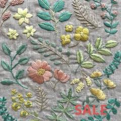 刺繍　刺繍した布　yulaの刺繍　パラダイス　夏色刺繍糸で　　　　　　樋口愉美子