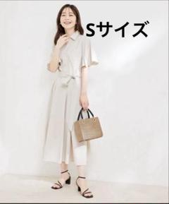 VIS 洗えるスキッパーフレアワンピース リネンライク半袖Sキナリのサムネイル