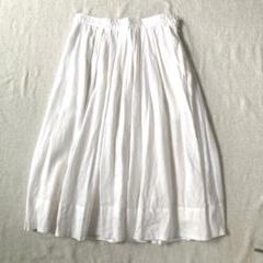 美品　MARGARET HOWELLリネン タックフレアスカート　サイズ1 白 美品 MARGARET HOWELLリネン タックフレアスカート サイズ1 白