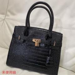 充実の品 ハンドバック クロコ型押し 未使用級 2way メルカリ - 黒 バッグ