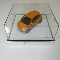 ルノー トゥインゴ ジョン・マンゴー 1/43 NOREV ルノー トゥインゴ ジョン・マンゴー 1/43 NOREV - メルカリ