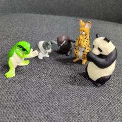 【早い者勝ち】合掌　ガチャ　パンダ　サーバルキャット　かえる　おじぎさん　５点
