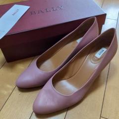 再値下げ。7〜8万の品、BALLYのプレーントゥパンプス40 FLINKA