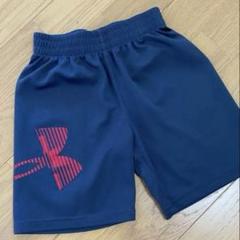UNDER ARMOUR KIDSグレー ハーフパンツ　サイズ５