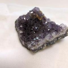 詳細不明　原石 約6cmアメジスト？か紫水晶。