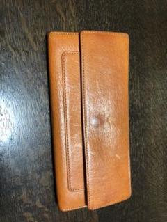 マーガレットハウエルアイデアの長財布