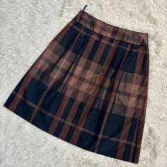 BURBERRYバーバリー　ブラウン コーデュロイラップスカート　ノバチェックM BURBERRYのフリマアイテム一覧