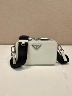 PRADA ナイロン メタル ロゴ入りストラップ ベルトバッグ 2025年最新】プラダショルダーストラップの人気アイテム - メルカリ