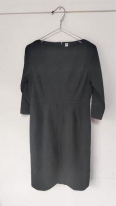 ⭐️UNIQLO ユニクロ黒のひざ丈ワンピース Mサイズ⭐️