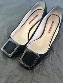 【PRADA】ツートンスクエアトゥパンプス☆SALE中 PRADA（スクエアトゥ ・ ハイヒール/パンプス）のフリマアイテム一覧