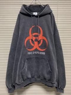 《 VETEMENTS 》Genetically Modified Hoodie