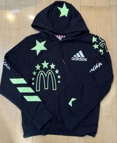 BTS マック ロゴ パーカー ブラック M 新品、未使用 ユニセックス サイドウェイスマイル ブラックパーカー BTS ジン