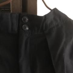 ワイドパンツ。黒