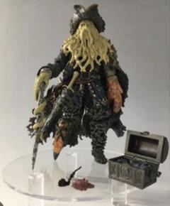 パイレーツ・オブ・カリビアン デイヴィ・ジョーンズ フィギュア正規品のサムネイル