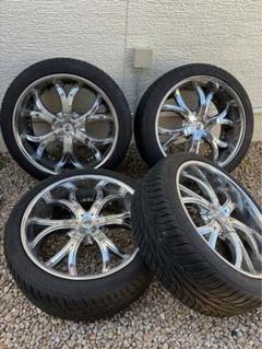 LEXANIファイヤースタータイヤ22×9.5JJ 265-40R22