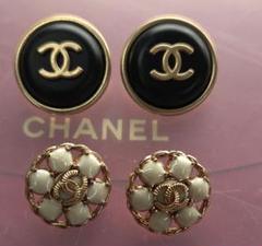 ぽんちゃん様限定★CHANELボタン20個セット CHANEL ボタン 4個セット - メルカリ