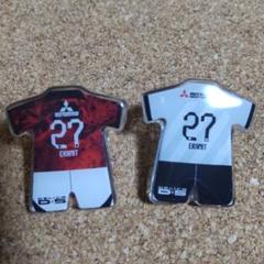 【希少品】浦和レッズ 15周年記念 ユニフォームピンバッジセット② 2025ユニフォームピンバッジ／2個セット（ブラインドパッケージ