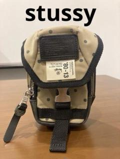 ステューシーstussy正規品　カラビナ付きポーチ　ベージュ・ドット柄　激レア