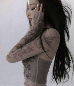 トップス lily tattoo tops melt the lady 新品】melt the lady lily tattoo tops BK - メルカリ