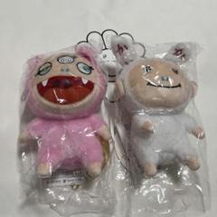 村上 隆 カイカイキキ ミニプラッシュストラップ 2個セット 村上隆 おすわりカイカイキキ ミニぬいぐるみ - メルカリ