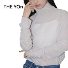 E918 THE YOn シアーメローハイネックプルオーバー