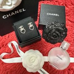正規品CHANEL ハートモチーフ　両耳ピアス　シャネル　パール　ココマーク CHANEL（ハート ・ ピアス）のフリマアイテム一覧