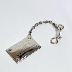 【ギフ_包装】 ヴィトン シルバー キーホルダー アバントゥール ポルトクレ 小物
