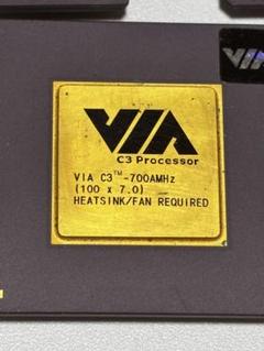VIA C3 700mhz ジャンク