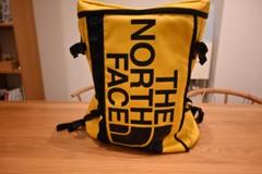 THE NORTH FACE イエローバックパック