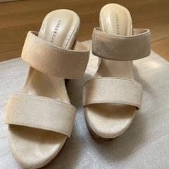 マーキュリーデュオのサンダル