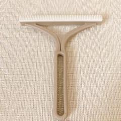［新品］ダイソー　エチケットブラシ　毛玉取り　グレージュ