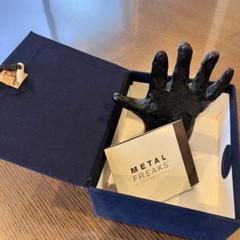サインあり】松永真 メタルフリークス【片手】【本付き】 置物