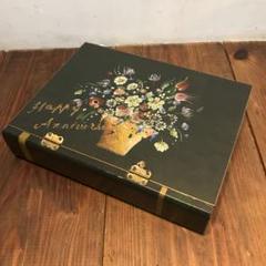 美品　ヴィンテージ　トールペイント　ブック型小物入れ　ハンドメイド　蓋付きのサムネイル