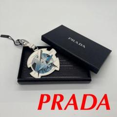 新品☆PRADA(プラダ)キーホルダー Black - メルカリ 新品☆PRADA(プラダ)キーホルダー Black - メルカリ
