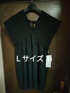 availアベイル　シャーリング　ブラウス黒　Ｌサイズ