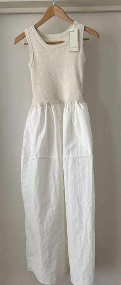C 新品　ワンピースのサムネイル