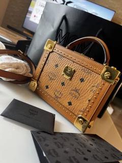 ベストセラー mcm メルカリ - ミニトランクバッグ バッグ