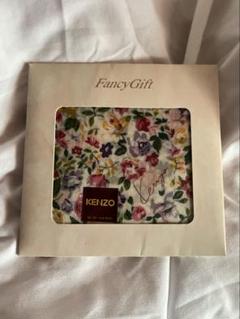 KENZO 花柄ハンカチ FancyGift レアのサムネイル