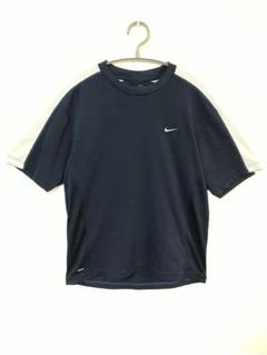 00's　ナイキ　NIKE　Tシャツ　メンズM　ネイビー　刺繍ロゴ　肩白ライン
