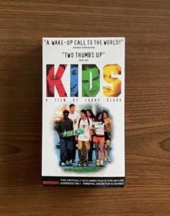 プレスシート付き‼️ Larry Clark KIDS パンフレット Larry Clark: KIDS *First UK Editionキッズ ラリー・クラーク