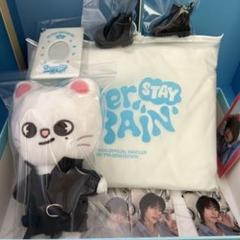 ジニレット レインコート トレカ　ぬいぐるみ　straykids ヒョンジン