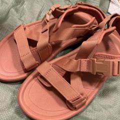 テバ　サンダル25センチ　試着のみ